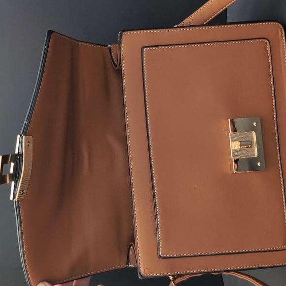 Scarleton Women's Brown Handbag/Satchel/Crossbody Bag. - Picture 13 of 16